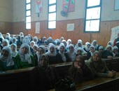 ندوة حول مكافحة الأمراض المعدية بمعهد فتيات المنطقة السادسة بالقاهرة