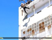 الديلى ميل: "داعش" يعدم شابًا متهمًا بالمثلية بإلقائه من سطح مبنى