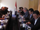 وزير الخارجية يبدأ اجتماعه مع لجنة متابعة التحضير لمؤتمر المعارضة السورية