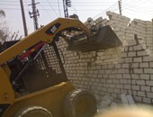 سقوط كتلة خرسانية على 4 عمال أثناء حملة إزالة بكفر الشيخ