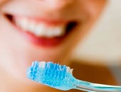 ديلى ميل: تنظيف الأسنان يقلل فرص الإصابة بسرطان القولون