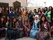 بالصور.. رغم الحرب والدمار الأكراد يحتفلون بـ "يوم الزى التقليد"