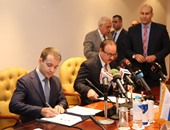 "الاتصالات" تبحث خفض تعريفة التجوال الدولى بين مصر وروسيا