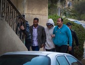 وصول تيمور السبكى "جنح أكتوبر" لحضور جلسة الحكم عليه فى "سب سيدات مصر"