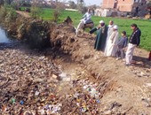 باالفيديو والصور.. غرق منازل قرية نعيم بسبب المياه الجوفية فى بنى سويف