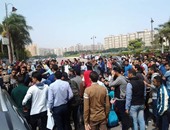 طلاب العلوم الطبية يشاركون "صحافة المواطن" صور تظاهرات رفض تغيير اسم الكلية