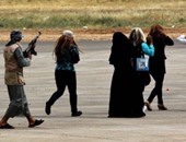 من "العضاضة الحديدية" لـ "الذبح" .. 7 جرائم لـ "داعش" فى حق المرأة