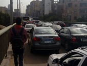 صحافة المواطن: بالصور.. شلل مرورى بفيصل بسبب إغلاق كوبرى الجيزة