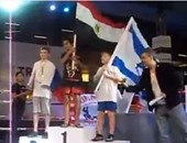 بالفيديو.. طفل مصرى يتفوق على إسرائيلى وروسى بمسابقة "المواى تاى" القتالية