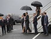 بالفيديو والصور.. أوباما يصل كوبا فى أول زيارة لرئيس أمريكى منذ 88 عامًا.. الزيارة تفتح صفحة جديدة فى العلاقات بين واشنطن وهافانا بعد عقود من العداء.. وأوباما على تويتر: أستمع إلى الشعب الكوبى