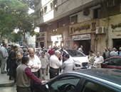 بالفيديو.. عمال "العقارية المصرية" يواصلون التظاهر أمام مقر الشركة للمطالبة بمستحقاتهم
