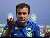 رعاة البرازيل يطالبون بإقالة دونجا خوفا من عدم الوصول للمونديال