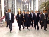 نائب رئيس وزارء الصين تصل مطار برج العرب الدولى