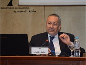 رئيس المصرية للاتصالات يكشف سر إقالة "البحيرى".. وتعيين عادل حامد