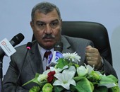 رئيس هيئة الإصدارات والواردات يغادر إلي تونس
