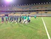 منتخب نيجيريا يصل ملعب برج العرب لمواجهة الفراعنة