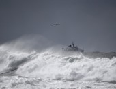 أمواج مد عاتية ارتفاعها 3 أمتار تضرب ساحل فوكوشيما اليابانى خلال دقائق