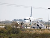 لليوم الثانى.. حادث اختطاف طائرة مصر للطيران الأكثر تداولا على فيس بوك