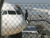 اتصالات بريطانية بالسلطات المصرية والقبرصية بعد اختطاف الطائرة