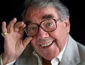 وفاة الممثل الكوميدى التليفزيونى رونى كوربت عن 85 عاما