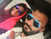 إبراهيم سعيد ينشر صورة مع زوجته الجديدة على تويتر ويعلق: "القادم أفضل"