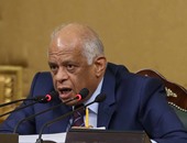رئيس البرلمان: "مش هارفع الجلسة عشان الصلاة أحسن حد يأذن فى القاعة"