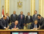 بالصور.. رئيس الوزراء يشهد توقيع اتفاقيات تعاون بين 4 وزارات