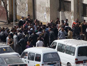 تجمهر سائقين أمام محافظة المنيا احتجاجا على زيادة رسوم القمسيون الطبى