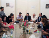 سميرة أحمد وهالة سرحان وصفوت غطاس يصلون اعتصام المثقفين 