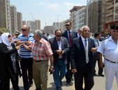 وصول محافظ القاهرة ووزير الاتصالات لافتتاح مستشفى "هرمل" بدار السلام
