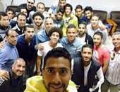 هيثم عرابى ينشر صورة "سيلفى" فى الاحتفال بعيد ميلاد ثلاثى الأهلى