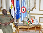 وزير الدفاع يلتقى رئيس أركان الجيش الشعبى لجنوب السودان