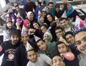 بالصور.. أساتذة هندسة إسكندرية يشاركون الطلبة احتفالاتهم فى اليوم الترفيهى