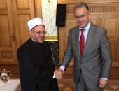 مفتى مصر لعمدة "نوتردام": يجب تفعيل القوانين ضد نشر الإساءة للأديان