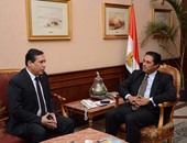 محافظ الإسكندرية يبحث فتح سوق اقتصادية وتجارية بين مصر وباراجواى