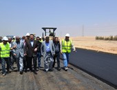 رئيس هيئة الطرق: توسعة طريق "القاهرة ـ السويس" تتناسب مع العاصمة الإدارية 