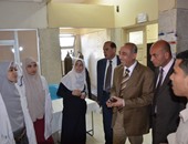 محافظ كفر الشيخ يشدد على تواجد أطباء "النوبتجية" بالمستشفيات