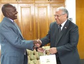 القنصل الكينى يزور جامعة أسيوط لبحث التعاون المشترك بين بلاده والجامعة
