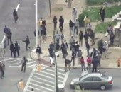 بالفيديو..اشتباكات عنيفة بين الشرطة الأمريكية ومحتجين على مقتل شاب أسود