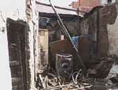 بالصور.. إيواء عاجل لسكان منزل دمرته النيران بكوم أمبو