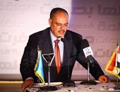 رئيس "الصحفيين العرب" يعلن عقد مؤتمر لدعم الصحافة الورقية
