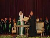 بالصور.. الملك سلمان بن عبدالعزيز يتسلم الدكتوراه الفخرية من جامعة القاهرة