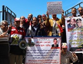 متظاهرو القائد إبراهيم يحتفلون بعودة الطائرة المختطفة
