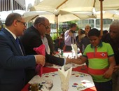 بالصور.. مديرية أمن أسوان تحتفل بيوم اليتيم بتوزيع هدايا على 77 طفلا