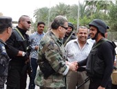 مدير أمن شمال سيناء يفاجئ القوات مترجلا بالملابس الميرى فى شوارع المحافظة
