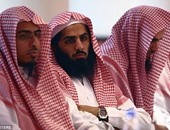 السعودية لأعضاء هيئة الأمر بالمعروف: كونوا لطفاء مع الناس