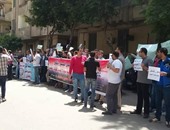 صحافة المواطن: مغتربو "30 ألف معلم" ينظمون وقفة احتجاجية أمام "الوزراء"