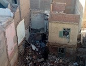 بالصور.. إزالة المنازل الآيلة للسقوط بقرية فوه بكفر الشيخ