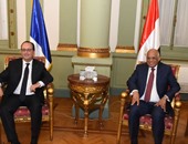 "هولاند" خلال لقاء رئيس البرلمان: نقدم كافة التسهيلات لإعادة السياحة لمصر