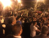 بالفيديو.. جابر نصار ينظم دخول الطلاب لحفل عمر خيرت على بوابات القبة